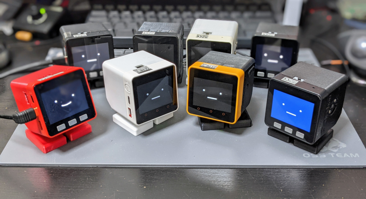 StackChanレビュー】デスクに命が宿る！カワイイAIロボットの真実